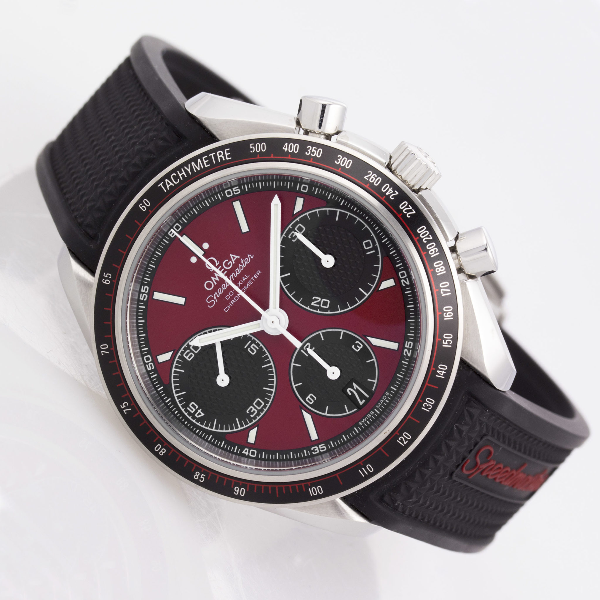 Omega - 326.32.40.50.11.001 - Speedmaster Racing 40mm - SS - Red-Blk Dial - Blk Rbr Strap - Deploy (4610) (2)