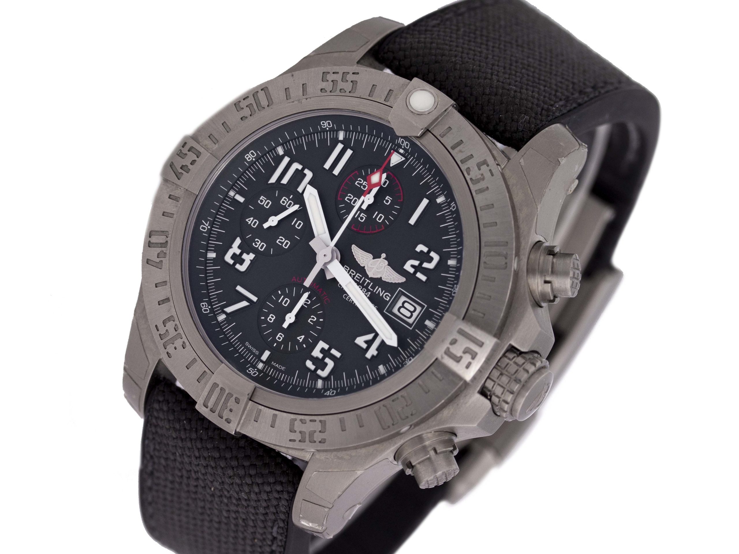 Breitling Avenger Bandit E1338310/M536