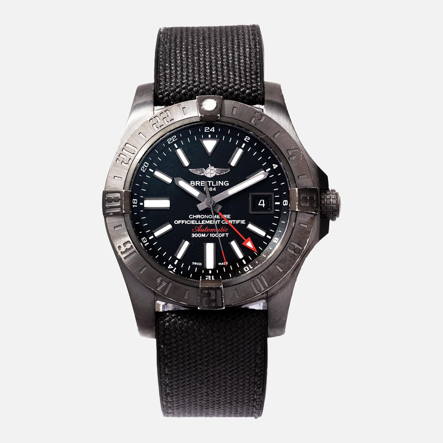 Breitling Avenger II GMT M3239010/BF04-253S